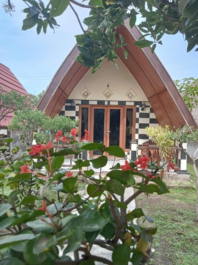 Meno Smile Cottages Gili Meno Ngoại thất bức ảnh